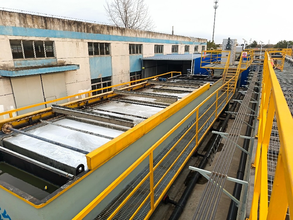 溶氣氣浮機(jī)vs普通氣浮機(jī)：哪個(gè)更劃算？